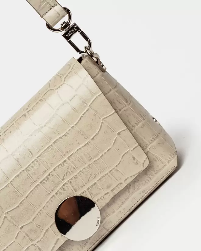 Bandolera Oasis en cuero croco