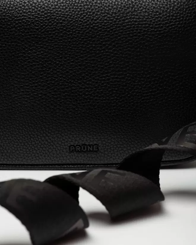 Bandolera Adisa en efecto cuero graneado