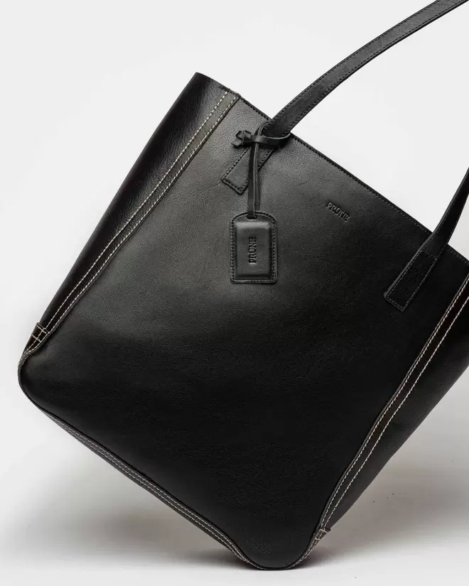 Shopper Vera en cuero vegetal liso