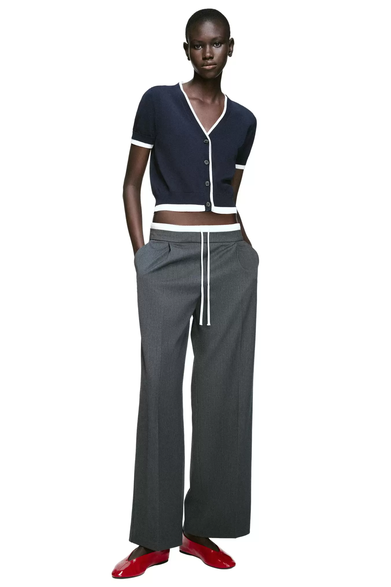 CHAQUETA PUNTO ACABADOS DOBLE CAPA