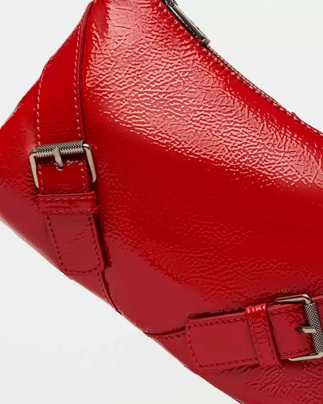 Mini bag Pocket en cuero charol arrugado