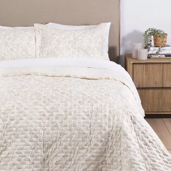 Cubrecama quilt estampado sherpa solana 2 plazas crudo