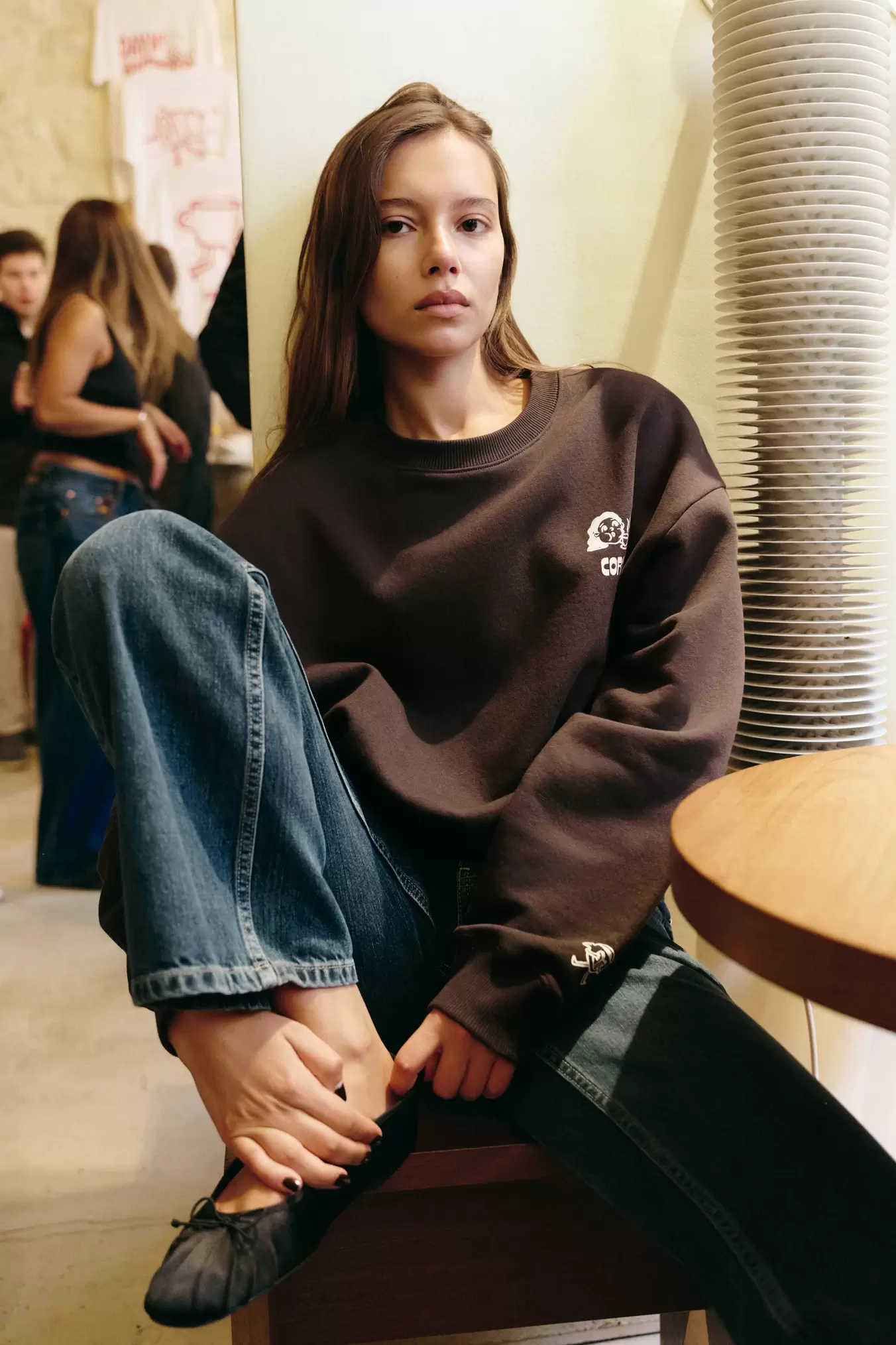 SUDADERA ESTAMPADO CORTADO