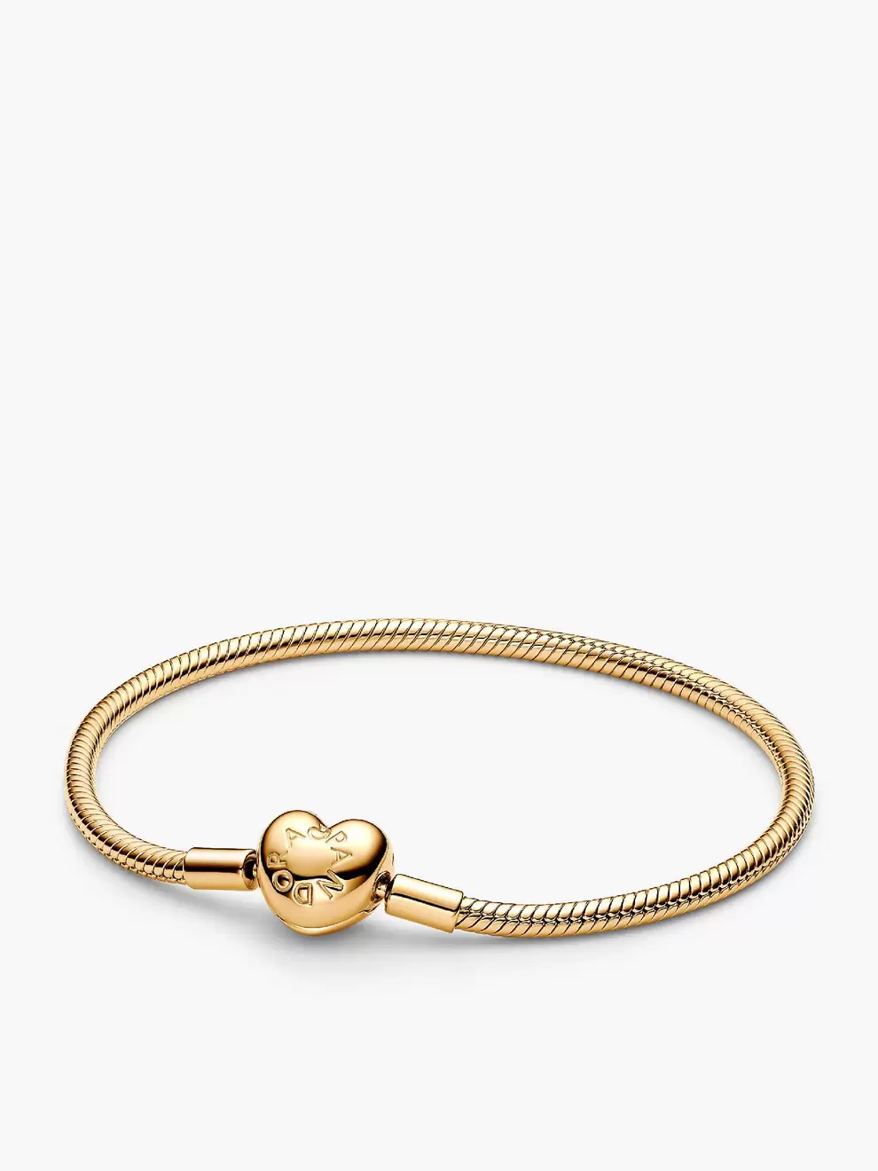 Brazalete Pandora Moments cadena de serpiente con broche de corazón