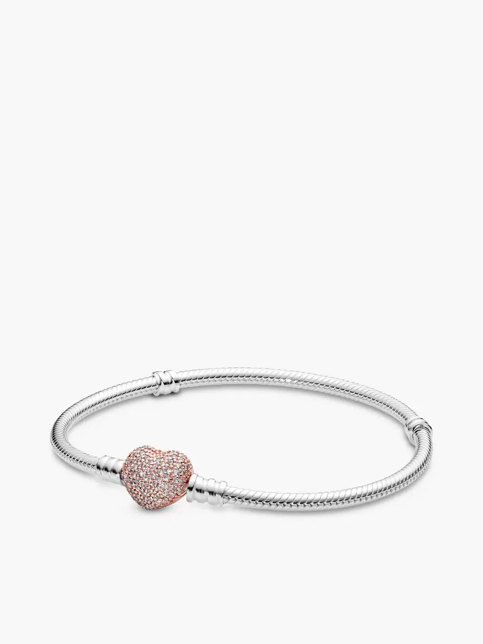 Brazalete cadena de serpiente con broche de corazón en pavé