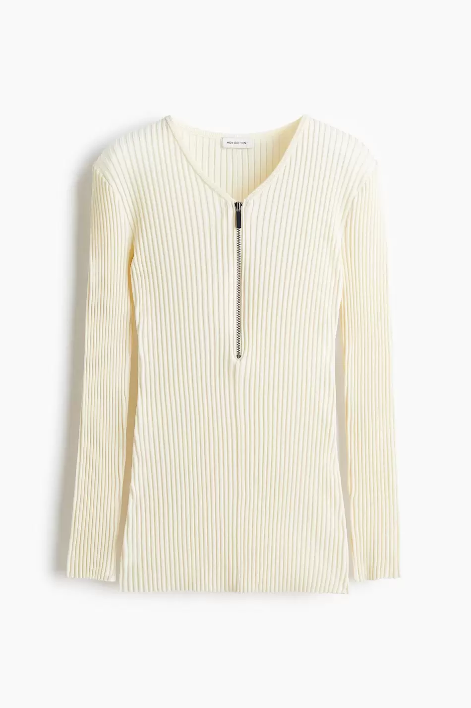 Top acanalado con medio cierre