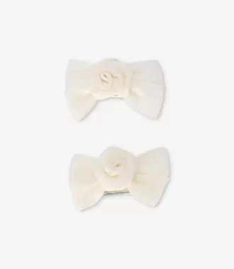 Pinche recién nacida con lazo...