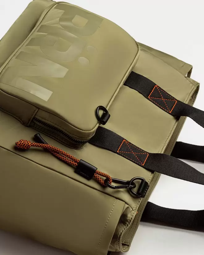 Bolso Travel en nylon