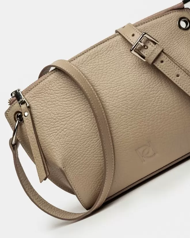 / OUTLET /                                                                         Bandolera Sauvage en cuero graneado