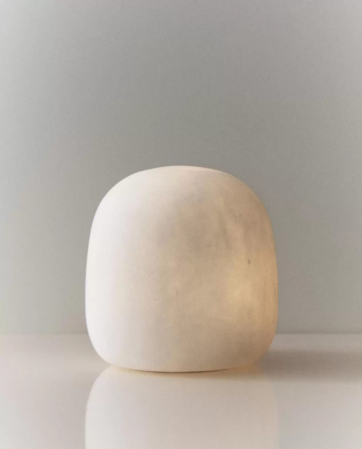 LÁMPARA MESA ALABASTRO SEMIOVALADA
