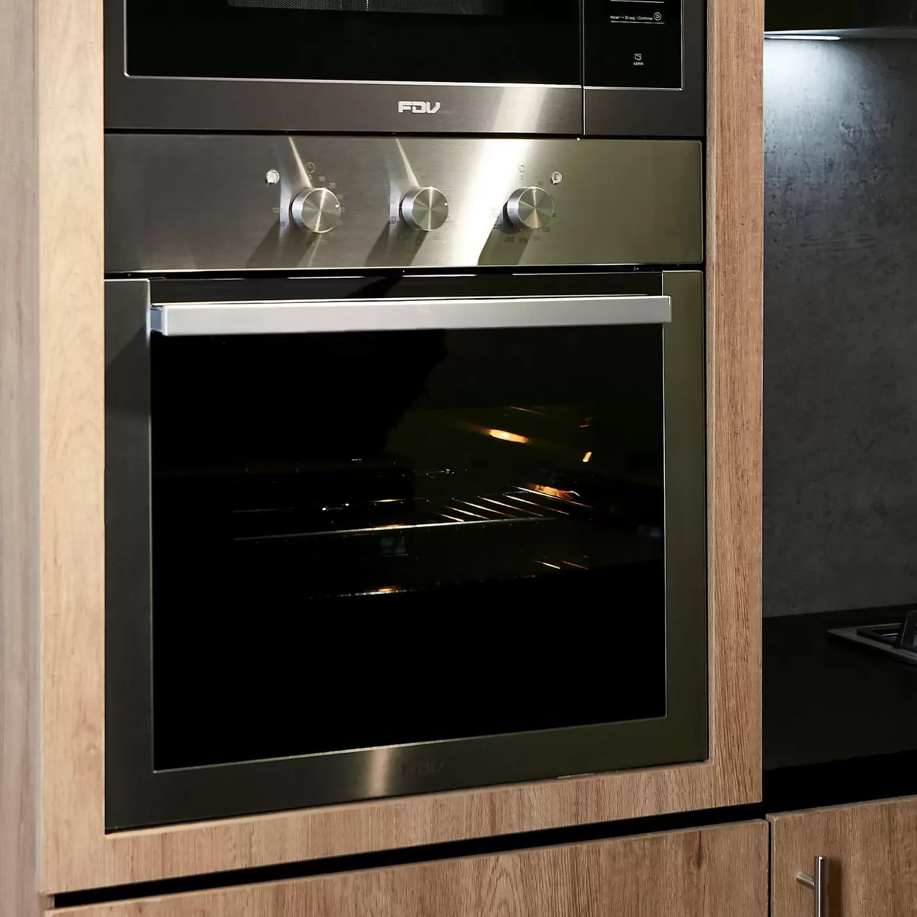 Horno Empotrado Elite 60 Lts con Convector