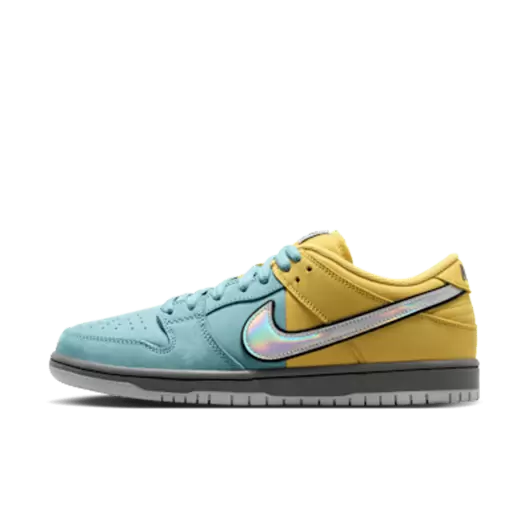 Nike SB Dunk Low Pro