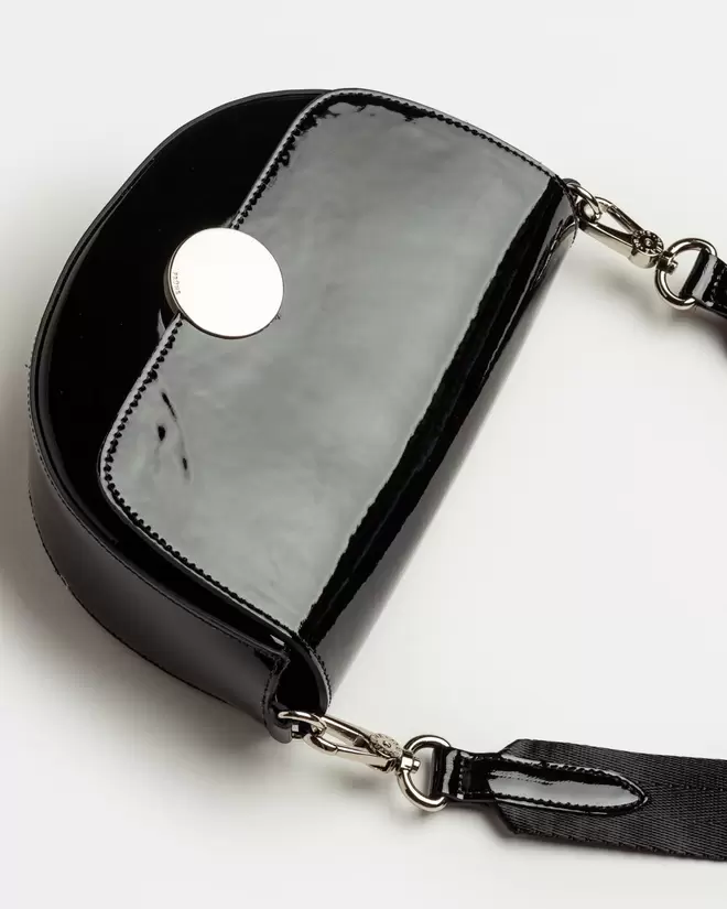 Bandolera The Circle en cuero charol