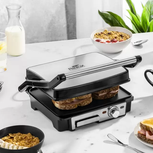 Plancha Sandwichera Eléctrica Lisa EVR-1