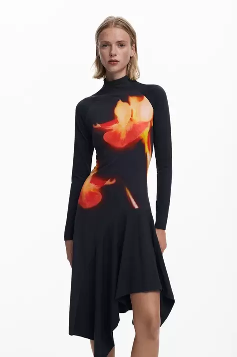 Vestido ajustado asimétrico