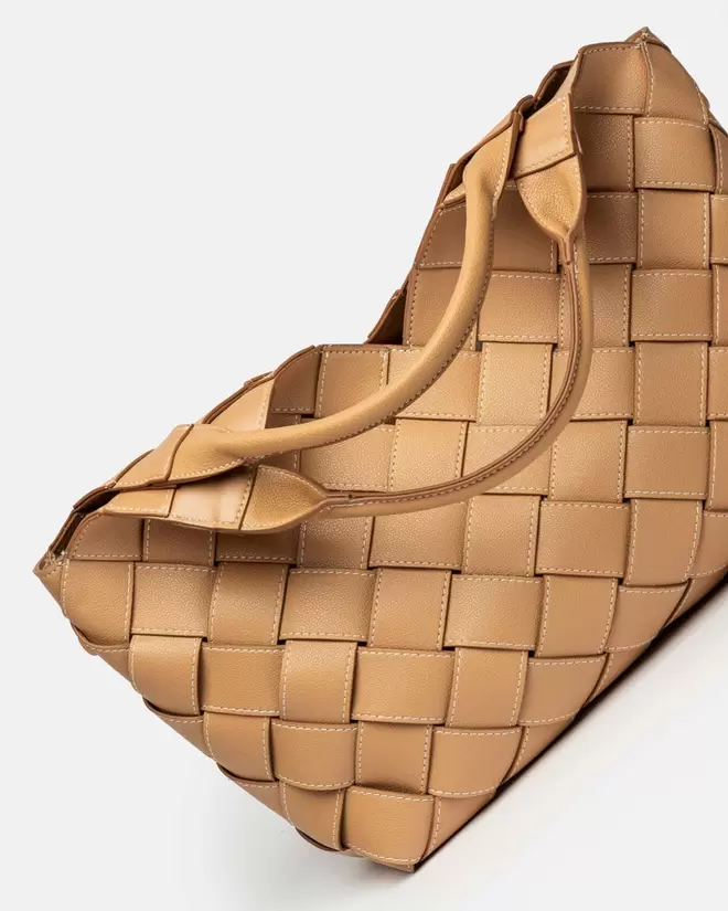 / OUTLET / Shopper Rivera en efecto cuero graneado