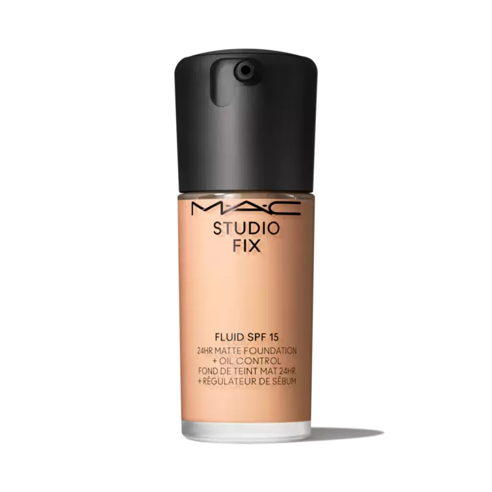Base de Maquillaje Líquida Studio Fix Fluid SPF 15 24HR Matte Foundation + Oil Control