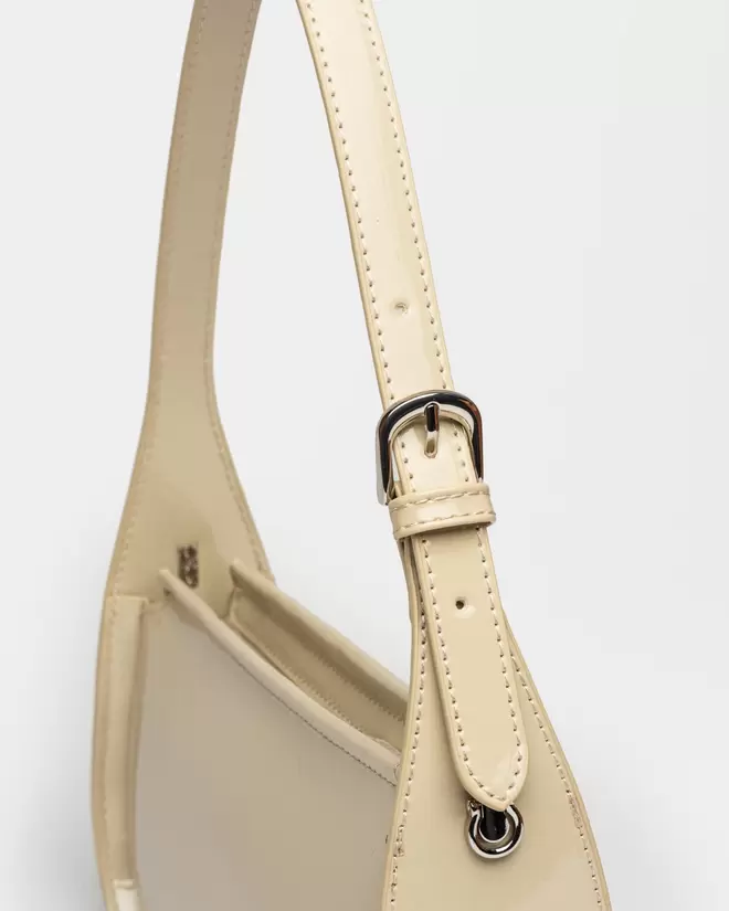 THE NEW / Mini bag Leaf en efecto cuero charol