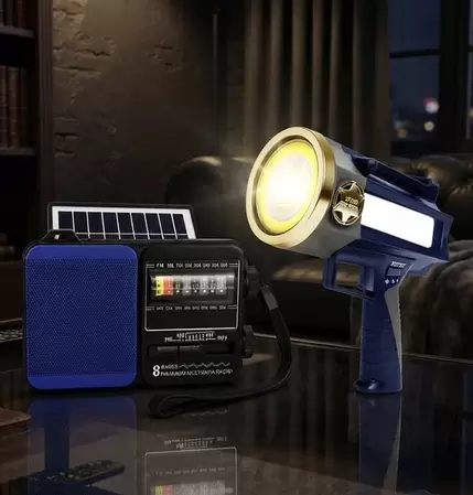 Star Patrol + Radio Solar mini Safe45