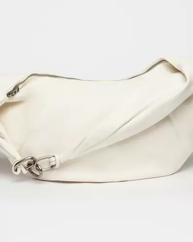 Bolso Round en efecto cuero