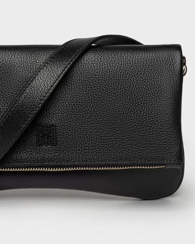 Bandolera Curve en cuero graneado