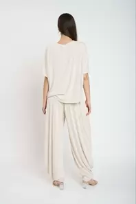 Twin Mujer Iva Cuello redondo Beige Lineatre
