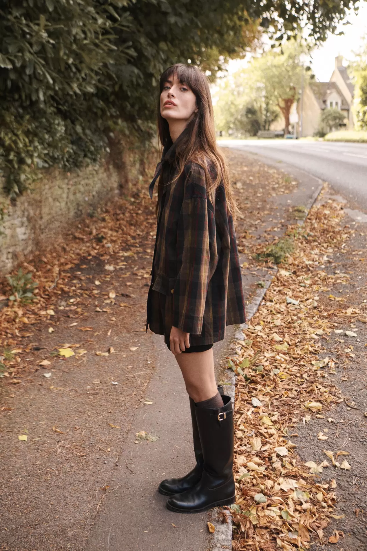 GABARDINA CUADROS PAÑUELO CUELLO