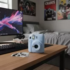 CÁMARA FUJIFILM INSTAX MINI 12 AZUL CUERPO