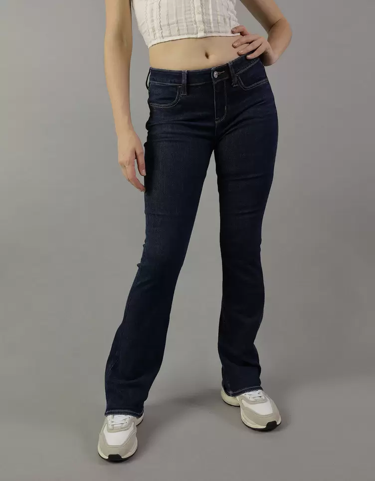 Jean Kick Bootcut de Tiro Bajo para Mujer
