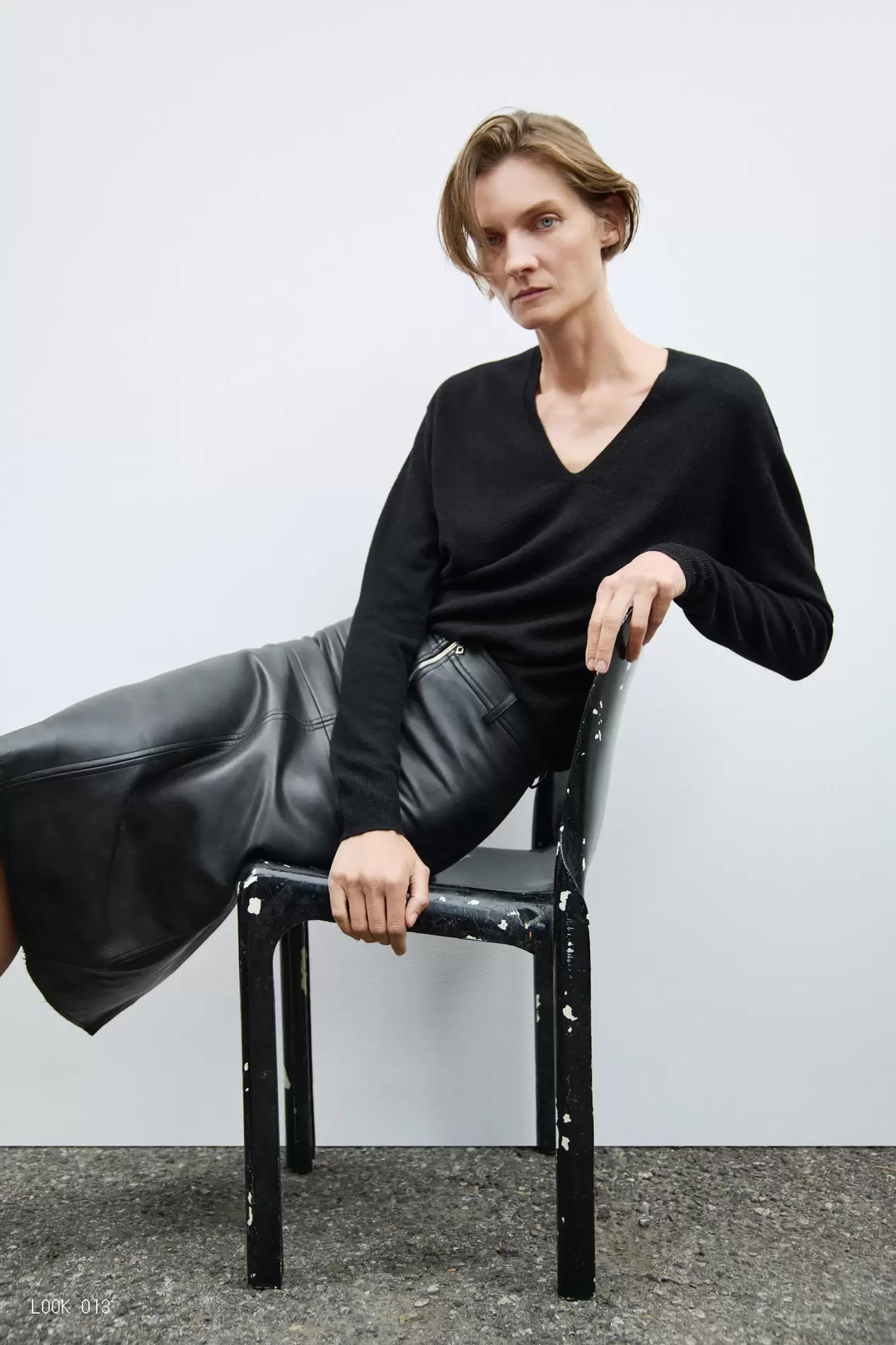 FALDA EFECTO PIEL CREMALLERA ZW COLLECTION