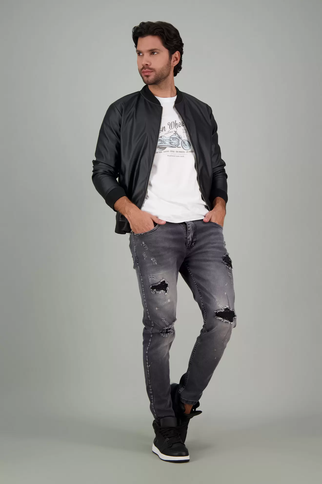 Jean de hombre roto silueta semi ajustada