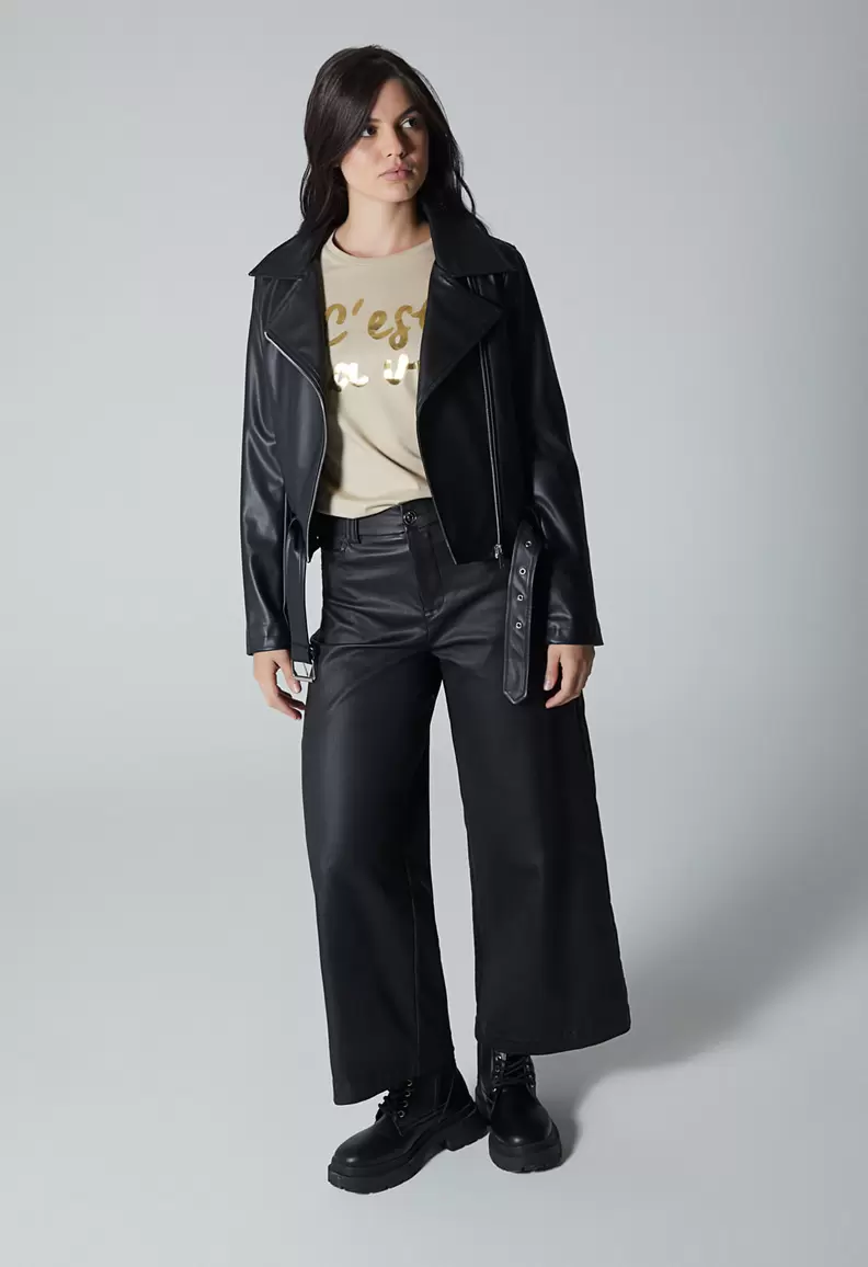 Chaqueta tipo biker para mujer