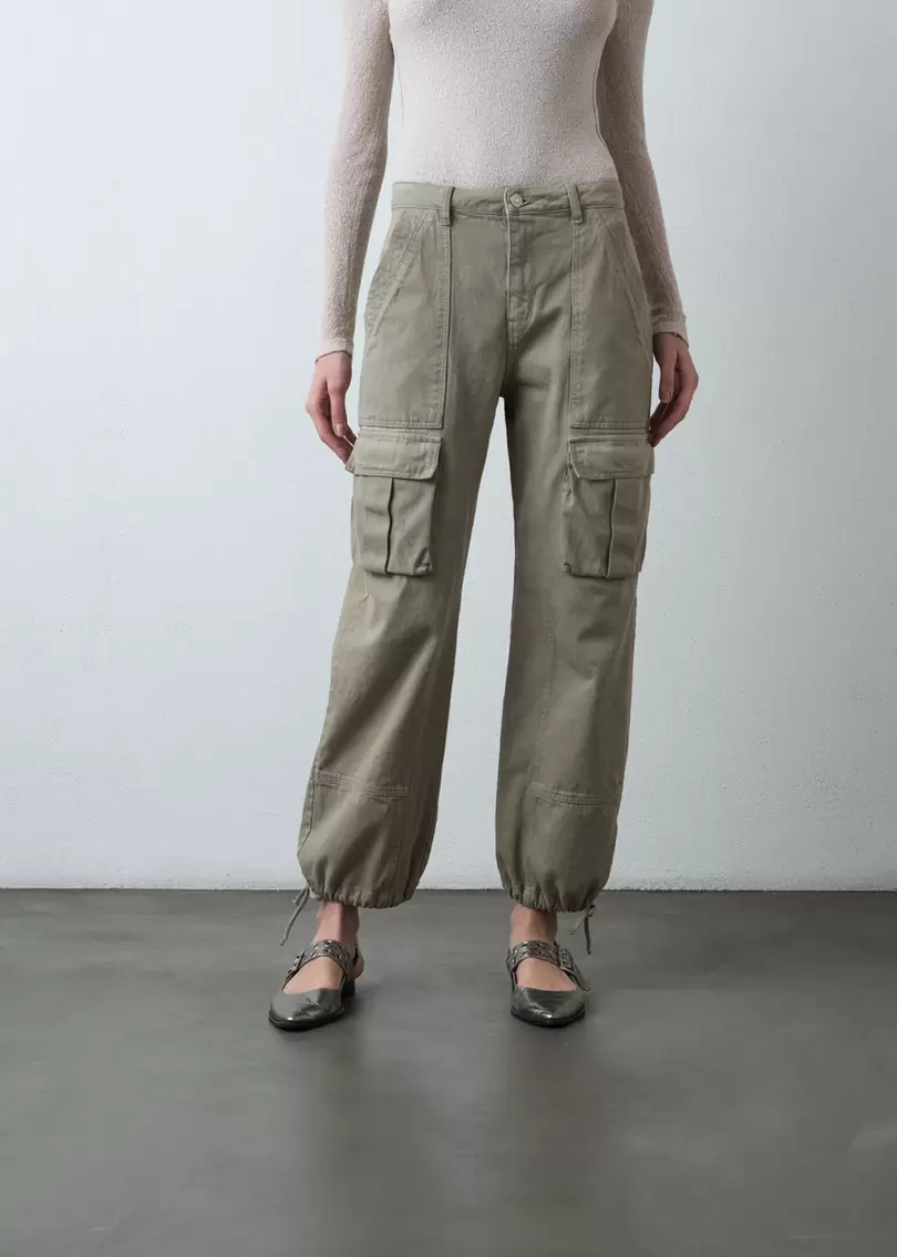 Jean Baggy tiro medio tipo cargo