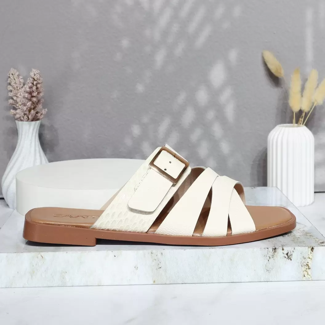 Sandalia plana para mujer 25C38-Z19