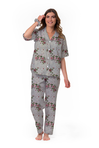 SUSY ROSAS GRIS