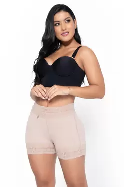 Short Levantacola con Tecnología Perfect Push-Up y Cuidado de Piel Ref. 024670
