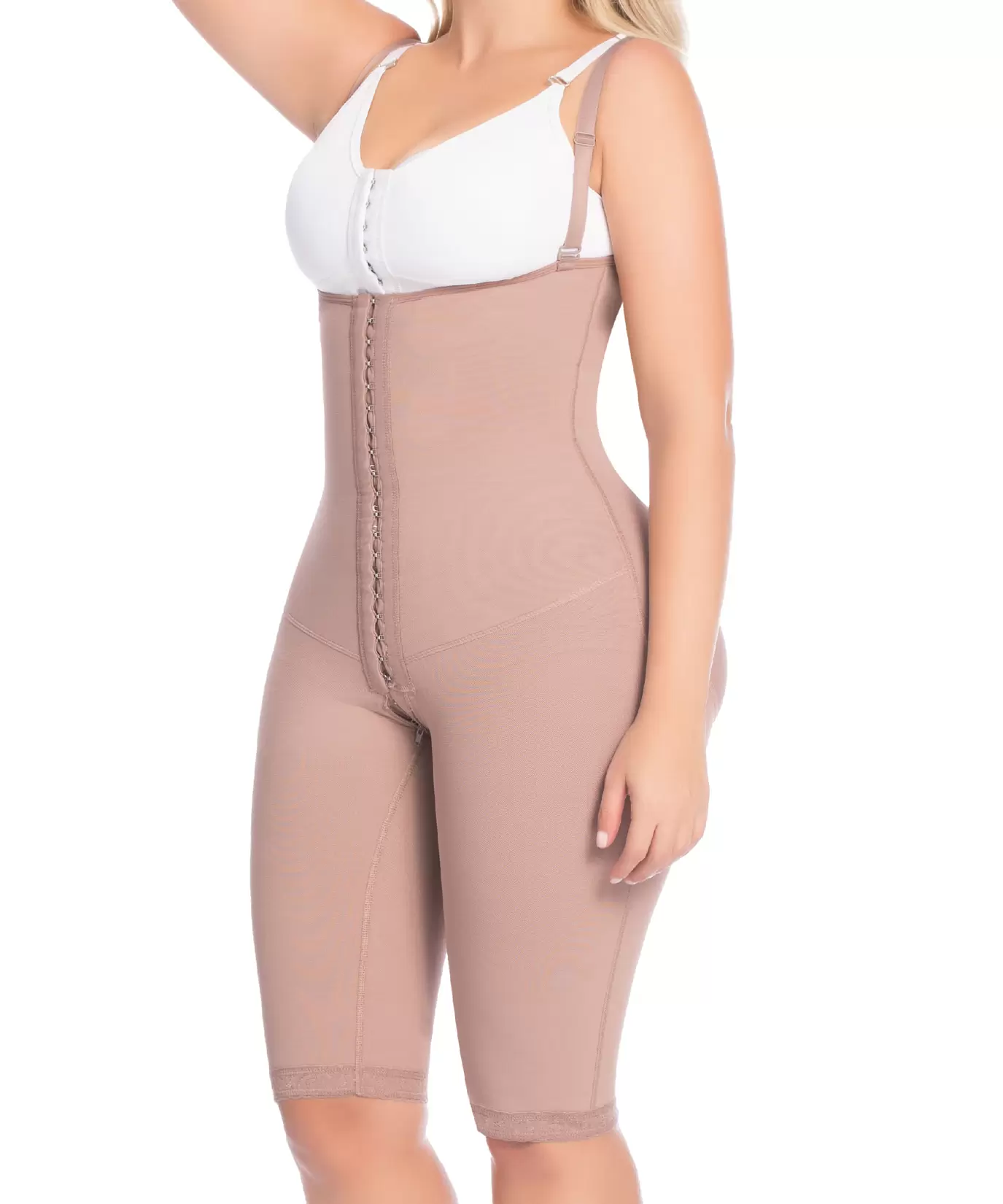 Faja postquirúrgica a la rodilla con abrochadura de tres niveles y control abdominal