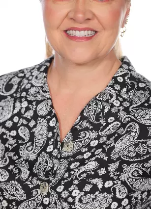 Camisa manga corta silueta amplía 23609M