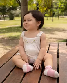 Conjunto Short y Blusa Manga Sisa Para Recién Nacida