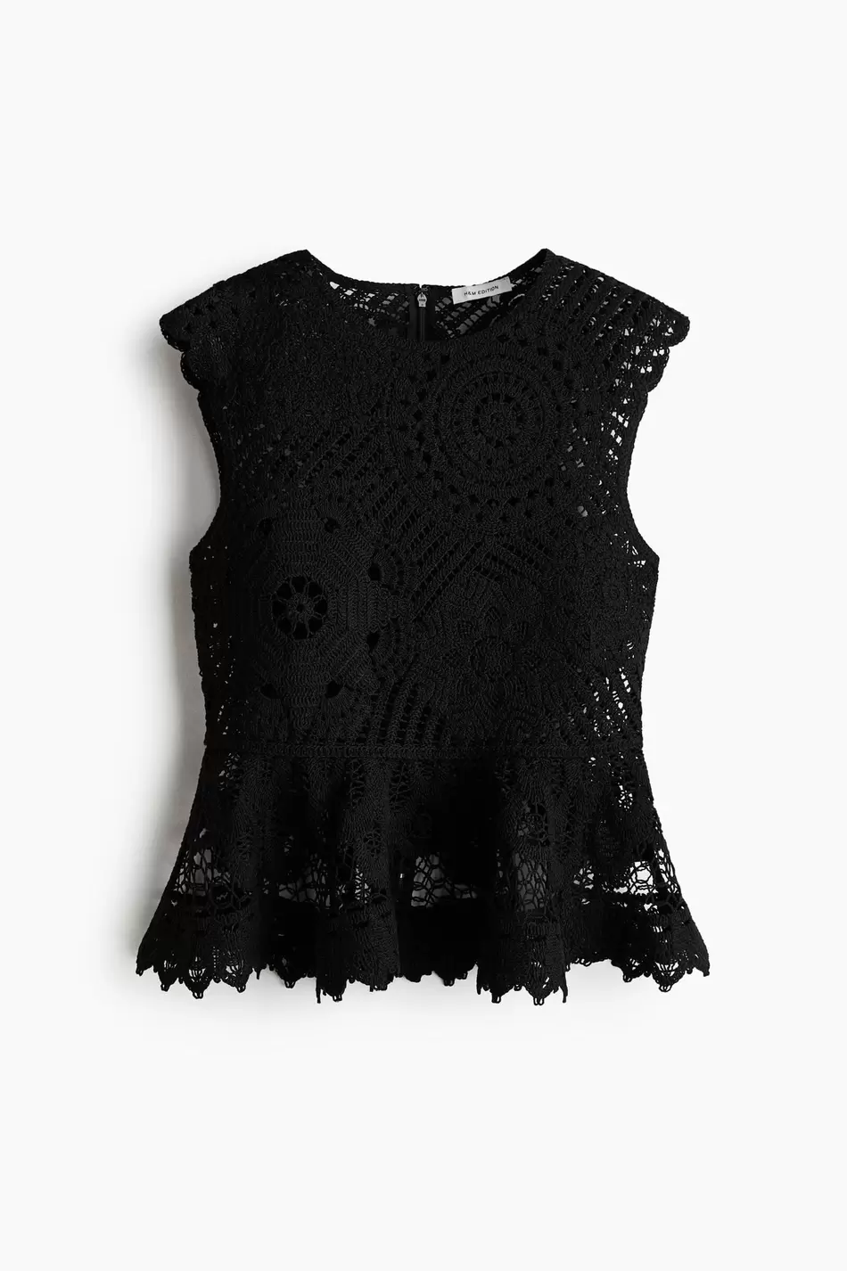 Top efecto crochet con peplum