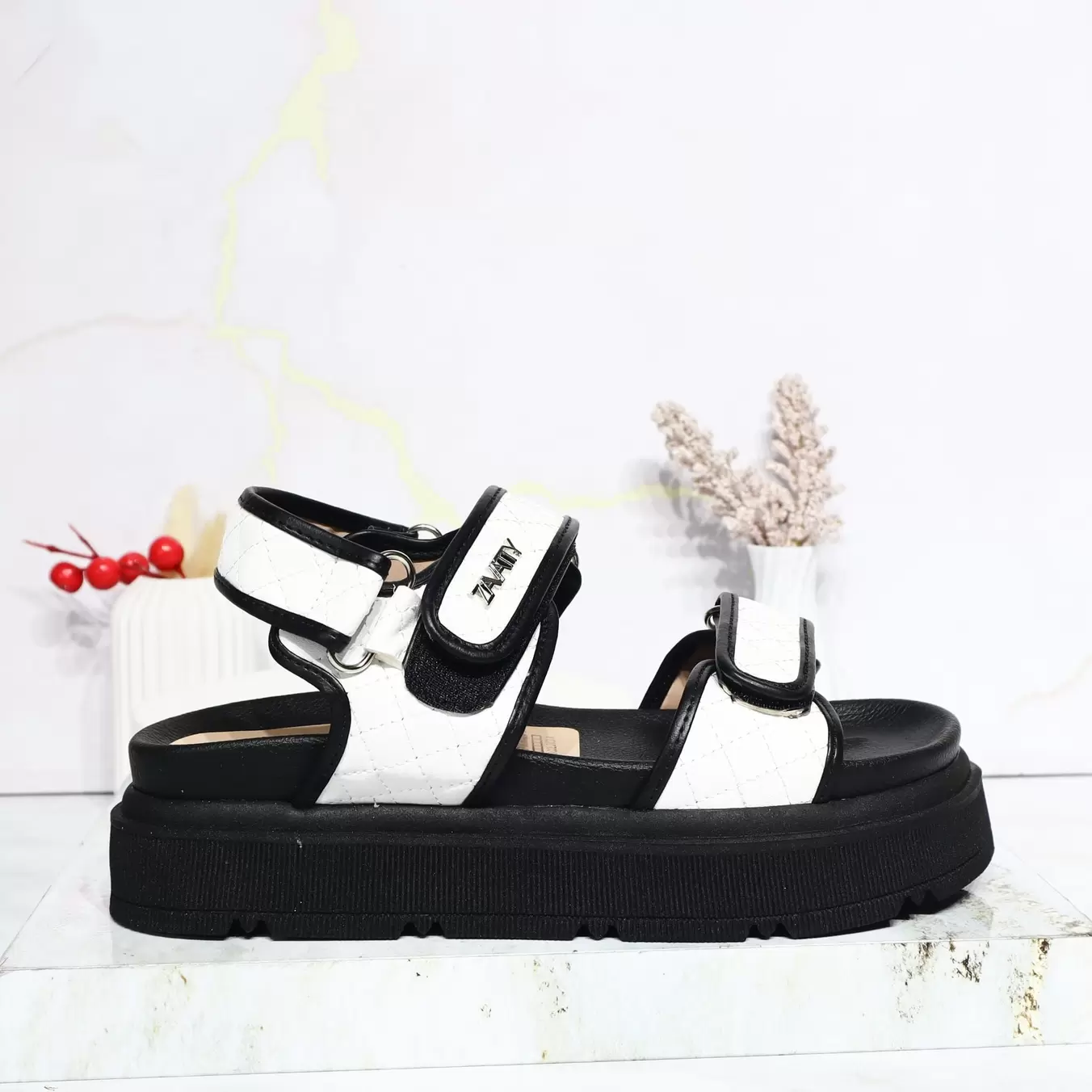 Sandalia canoa para mujer 3094-Z617