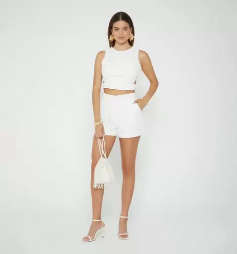 Short tiro alto con insumo