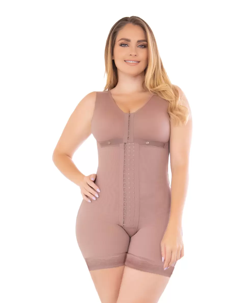 Faja postquirúrgica media pierna con brasier de alta compresión