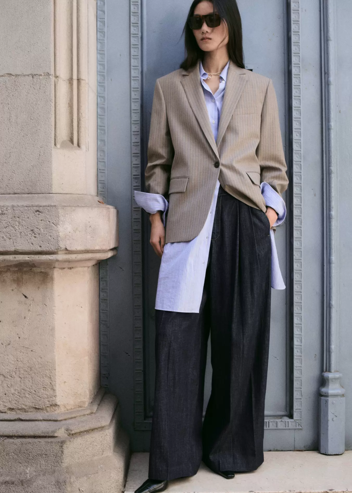 Pantalón denim wide leg trabillas