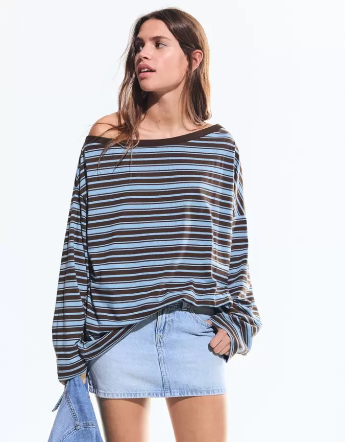 Camiseta manga larga cuello asimétrico print