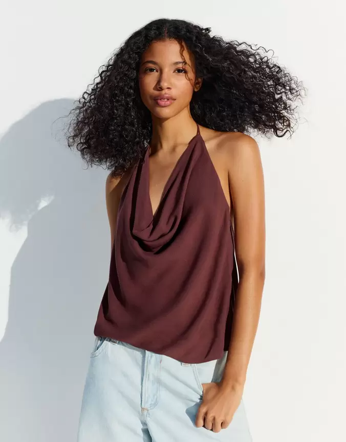 Top halter drapeado
