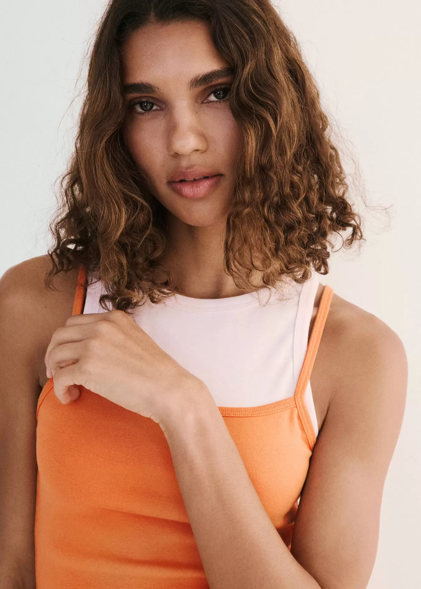 Combination top with thin straps