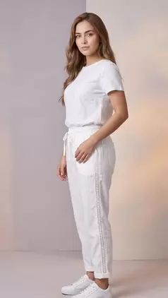 Pantalón Confort en Lino con Letín Lateral y Pretina Elástica