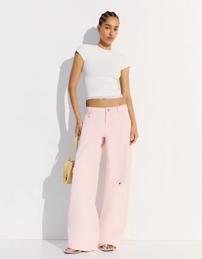 Pantalón efecto lavado rotos