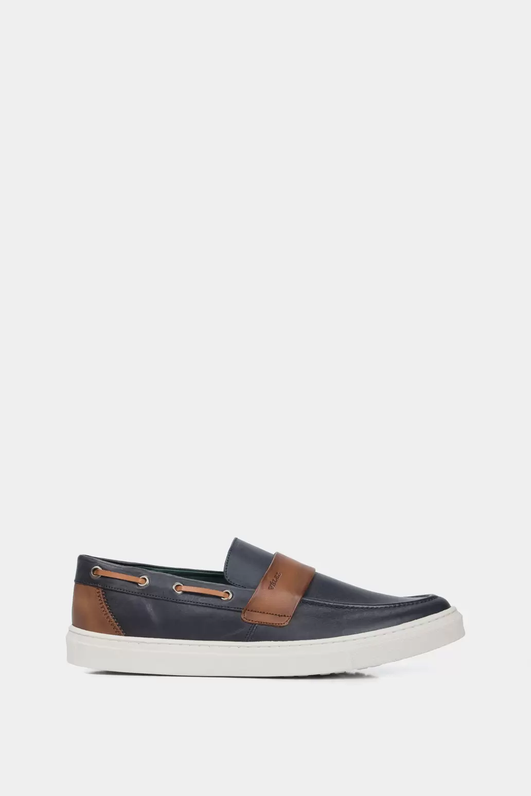 Mocasines deportivos de cuero para hombre vintage